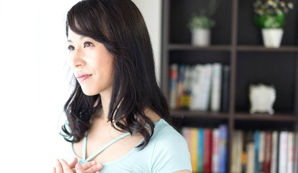 井上綾子